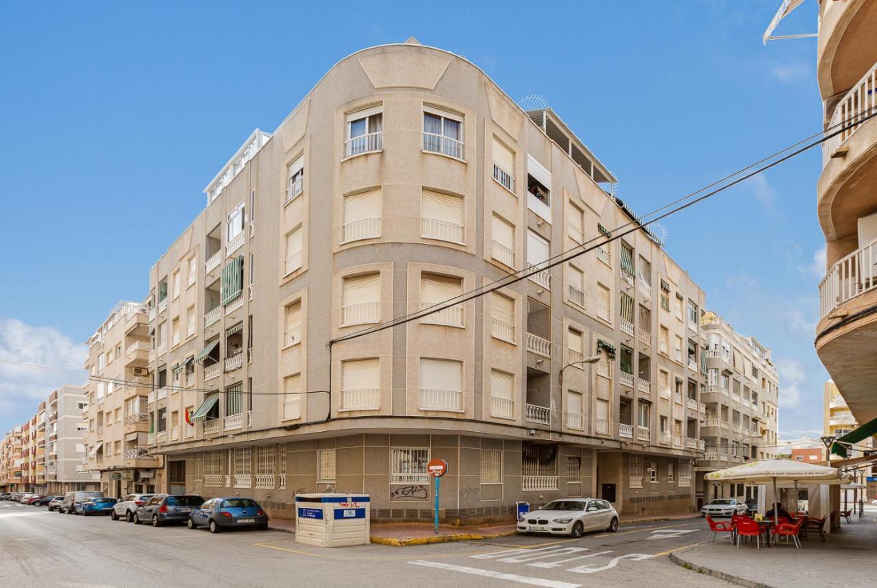 Arquitecto Larramendi Apartment Torrevieja Bagian luar foto