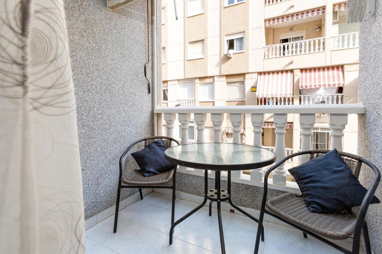Arquitecto Larramendi Apartment Torrevieja Bagian luar foto