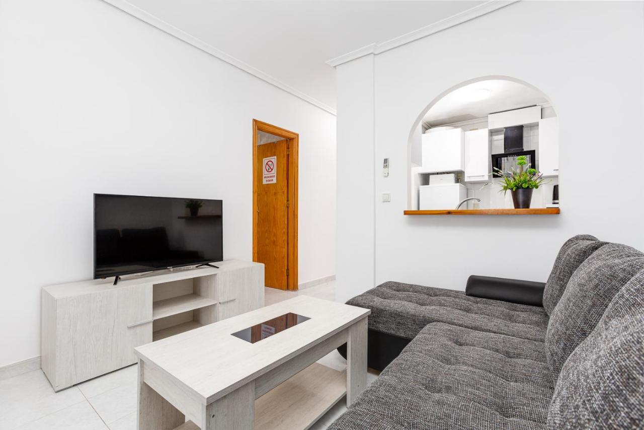 Arquitecto Larramendi Apartment Torrevieja Bagian luar foto